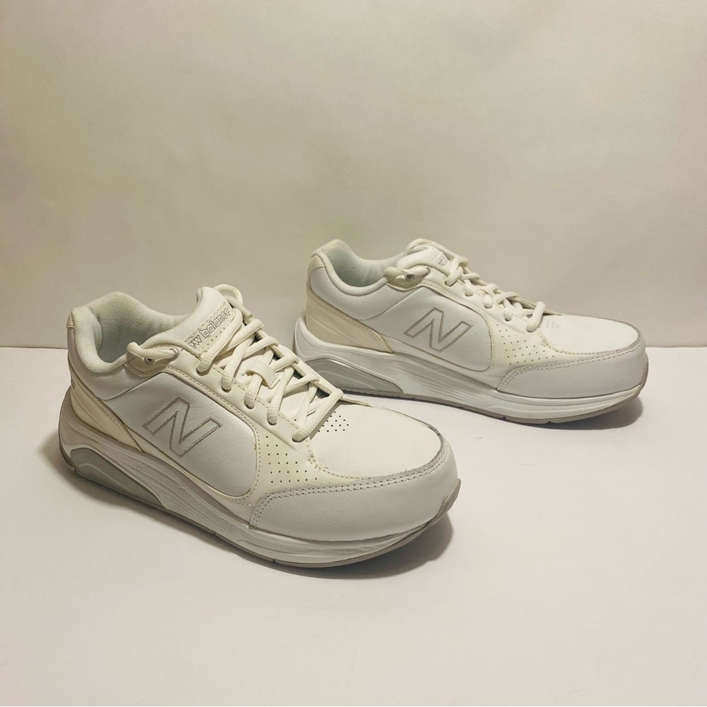 New Balance 928 Women Walking Shoes size 8 (4E is Extra Extra Wide)